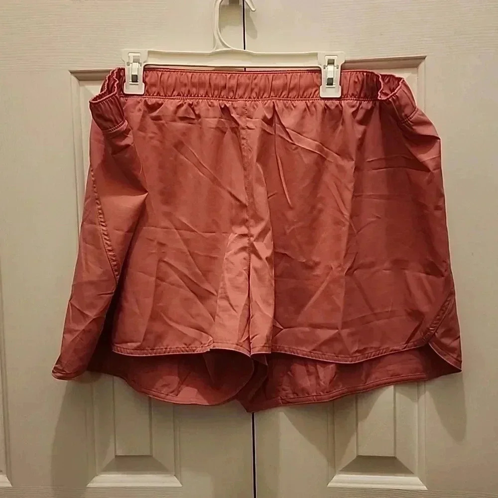 Old Navy Mid Rise Stretch Tech Running Shorts- Size 2X- NWOT- never worn